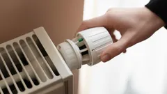 Mało kto zna ten trik z kaloryferem – oszczędności poczujesz od razu